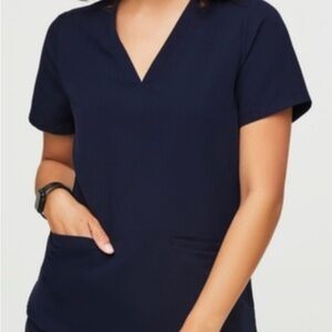 Figs scrub navy blue  Short Sleeve XS